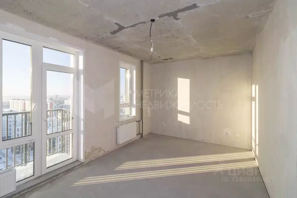 4-к кв. Тюменская область, Тюмень ул. Вьюжная, 15 (150.9 м) - Фото 0