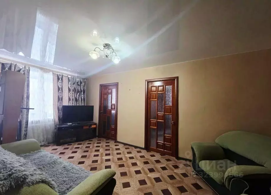 4-к кв. Пермский край, Александровск Яйва пгт, Юбилейная ул., 2 (59.5 ... - Фото 1