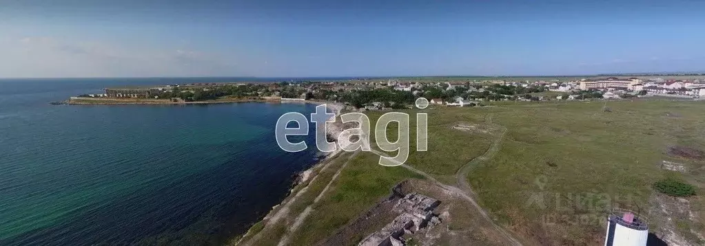 Участок в Крым, Черноморское пгт ул. Сигнальная, 15Г (13.58 сот.) - Фото 1