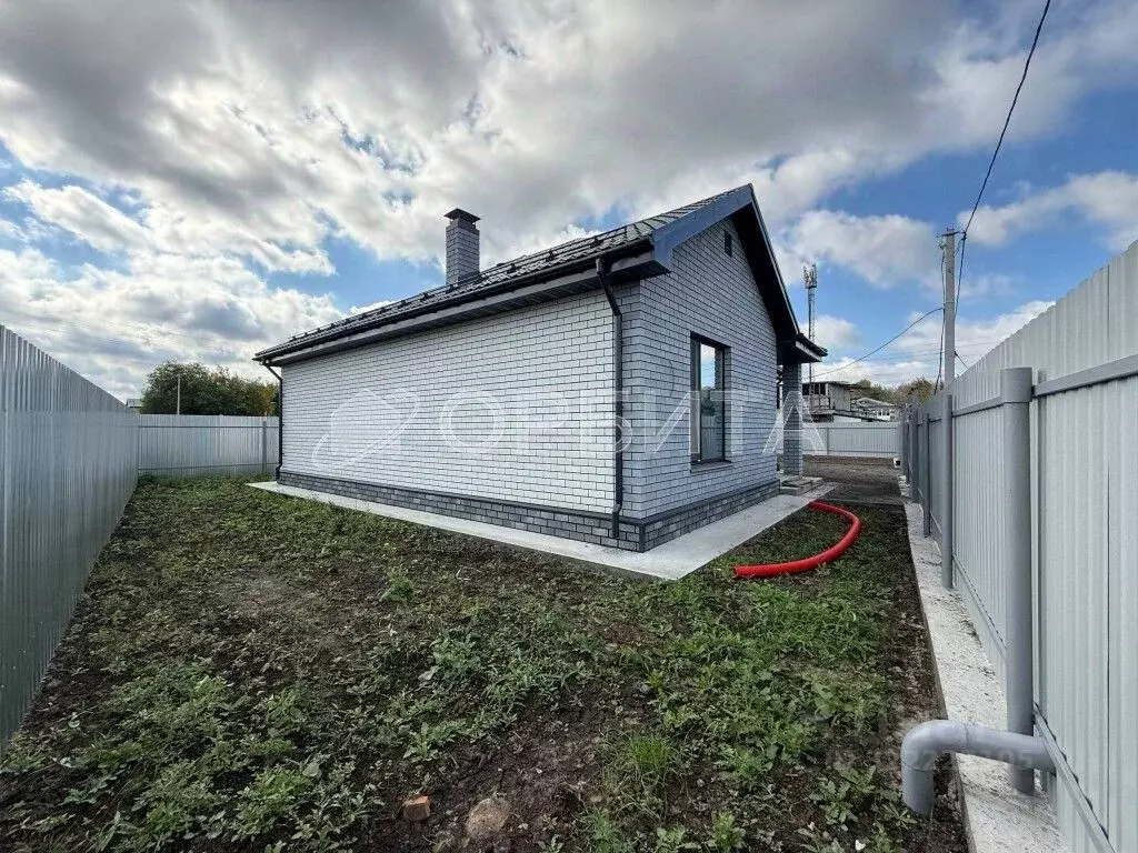 Дом в Тюменская область, Тюмень ул. Армизонская (95 м) - Фото 1