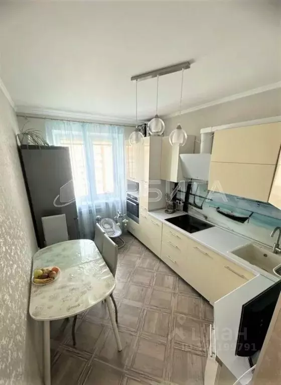 3-к кв. Тюменская область, Тюмень ул. Западносибирская, 18к1 (65.8 м) - Фото 1