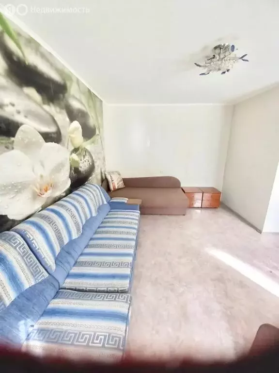 1-комнатная квартира: Нижнекамск, улица Гагарина, 38 (34 м) - Фото 1