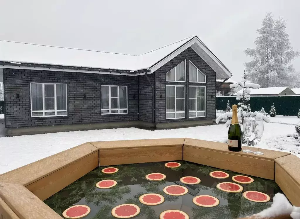 Дом в Ярославская область, Переславль-Залесский Флотский пер., 12 (120 ... - Фото 1