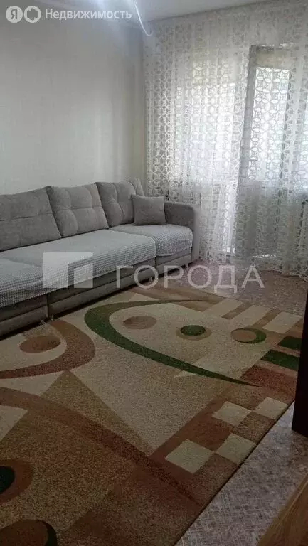 3-комнатная квартира: Барнаул, улица Глушкова, 36 (56 м) - Фото 0