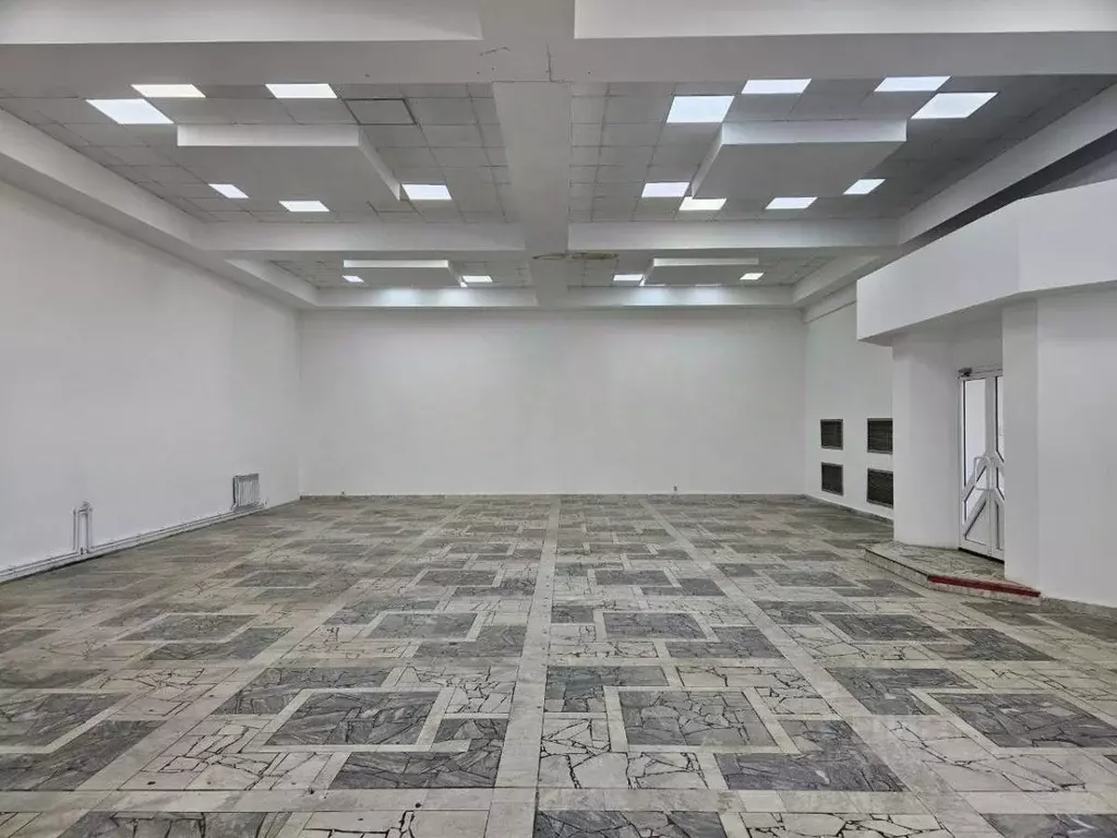 Торговая площадь в Татарстан, Набережные Челны Казанский просп., 164 ... - Фото 1