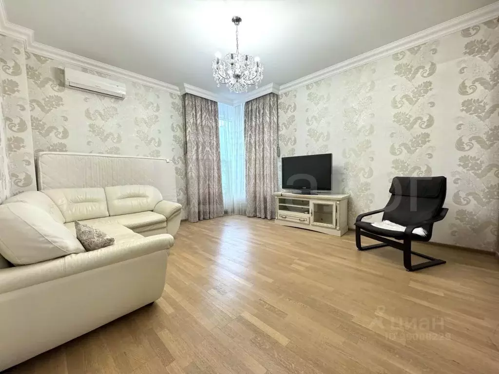 1-к кв. Свердловская область, Екатеринбург ул. Папанина, 18 (56.0 м) - Фото 0