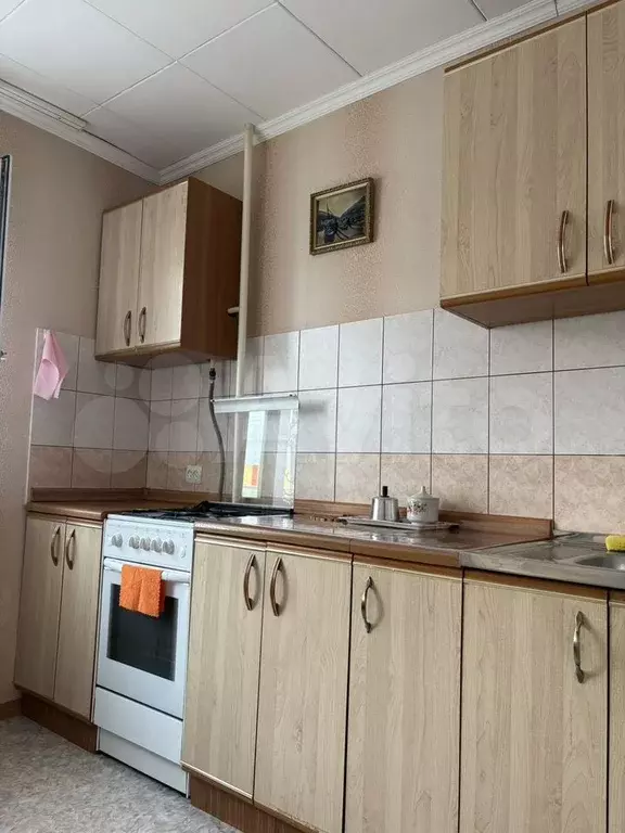 1-к. квартира, 32 м, 4/9 эт. - Фото 1