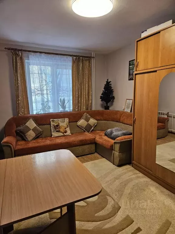 Комната Алтайский край, Барнаул ул. Панфиловцев, 35 (18.0 м) - Фото 1