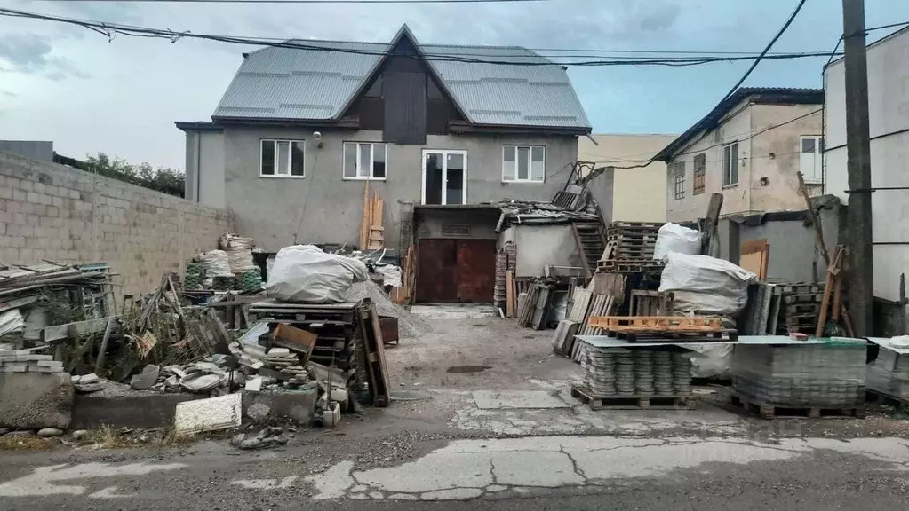 Помещение свободного назначения в Кабардино-Балкария, Нальчик ул. ... - Фото 1