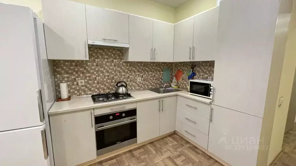 2-к кв. Краснодарский край, Геленджик ул. Прасковеевская, 7 (58.1 м) - Фото 1