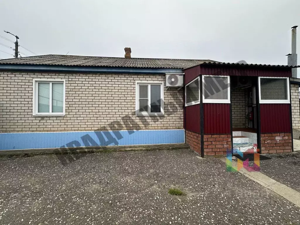 Дом в Калмыкия, Элиста ул. Шевченко (63 м) - Фото 1