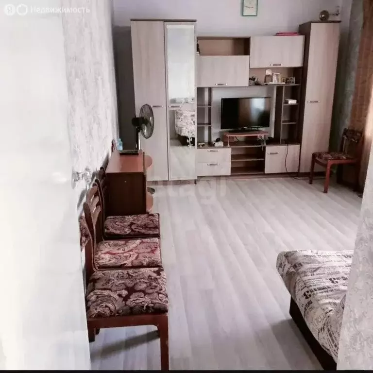 2-комнатная квартира: Искра, улица Геннадия Ожгихина, 9 (50 м) - Фото 0