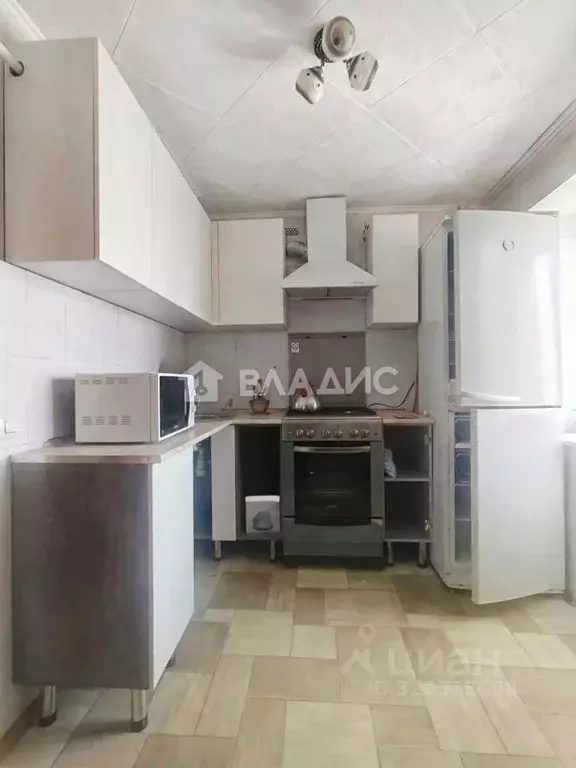 2-к кв. Брянская область, Брянск ул. Молодой Гвардии, 92 (41.0 м) - Фото 0