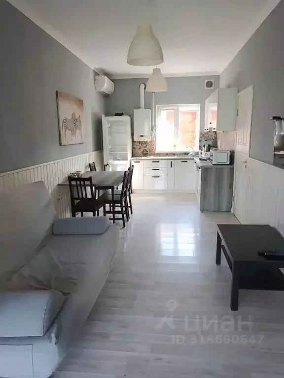 Дом в Краснодарский край, Ейск ул. Шевченко, 172 (50 м) - Фото 1
