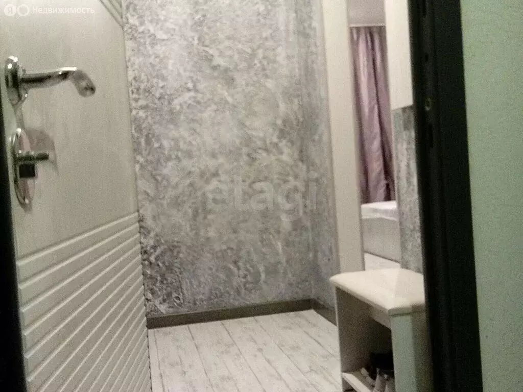 Квартира-студия: Барнаул, улица Солнечная Поляна, 94к2 (26 м) - Фото 2