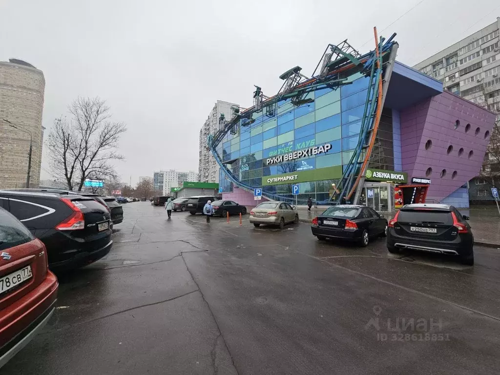 Помещение свободного назначения в Москва ул. Исаковского, 33 (100 м) - Фото 1