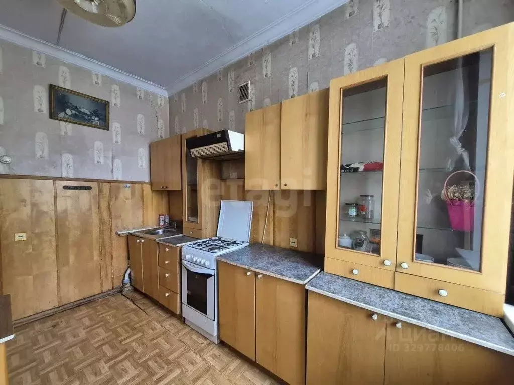 3-к кв. Башкортостан, Уфа ул. Калинина, 13 (78.0 м) - Фото 2