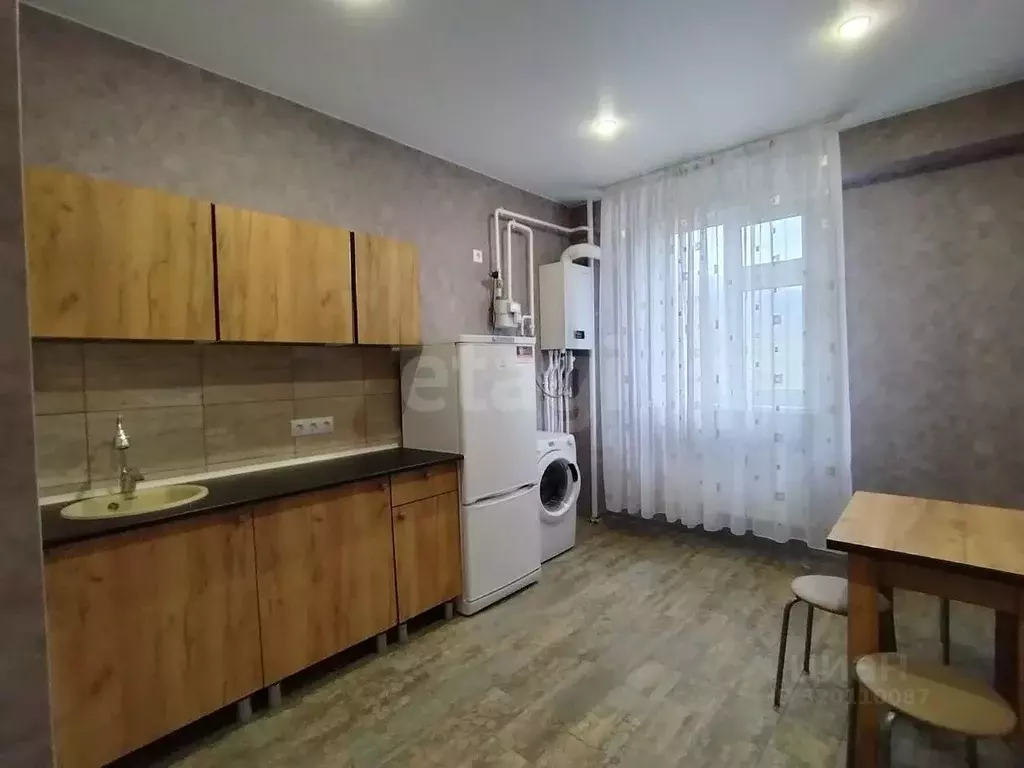 1-к кв. Крым, Алушта ул. 60 лет СССР (34.0 м) - Фото 0