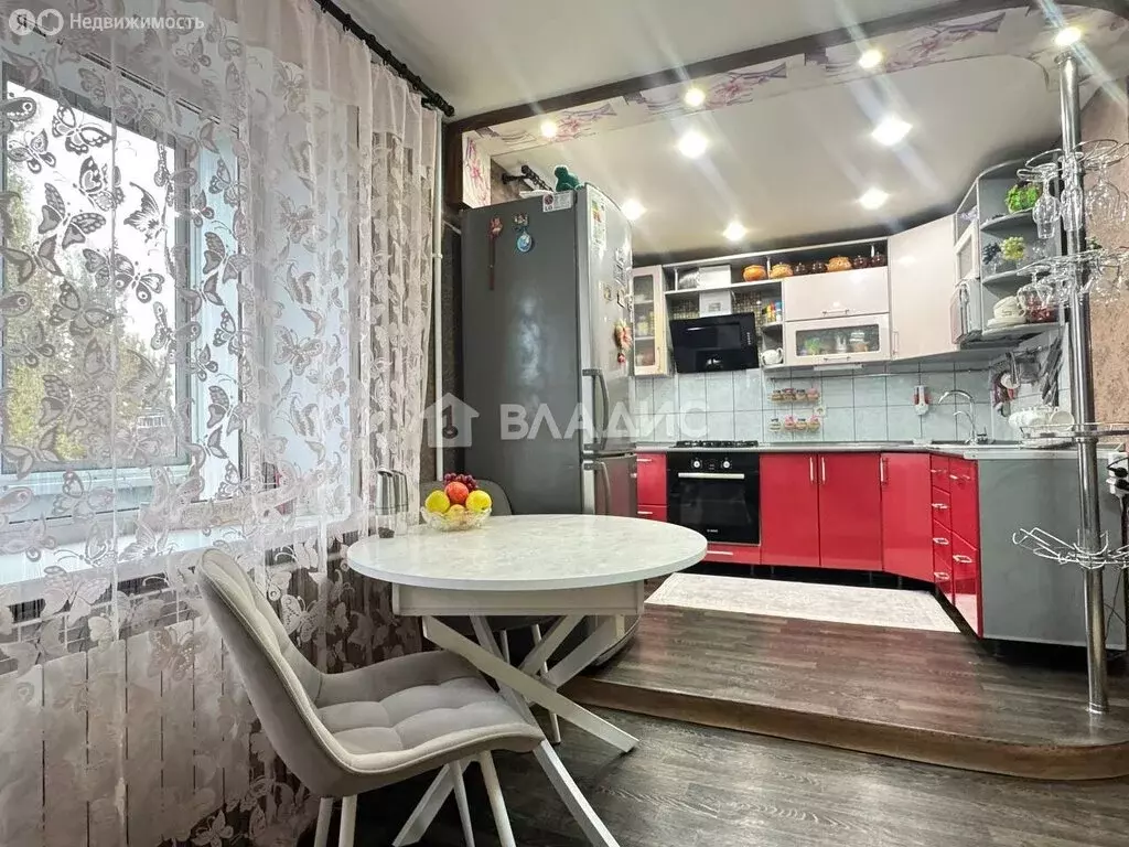 3-комнатная квартира: Балаково, Минская улица, 55 (57 м) - Фото 1