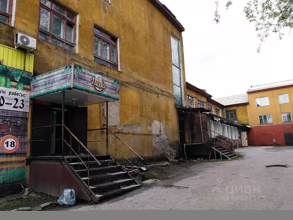 Помещение свободного назначения в Кемеровская область, Прокопьевск ул. ... - Фото 0