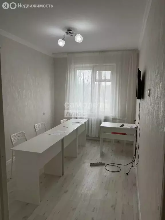 3-комнатная квартира: Элиста, 2-й микрорайон, 35 (65.2 м) - Фото 2