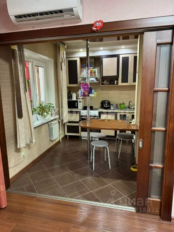 3-к кв. Хакасия, Абакан ул. Вяткина, 49 (57.2 м) - Фото 0