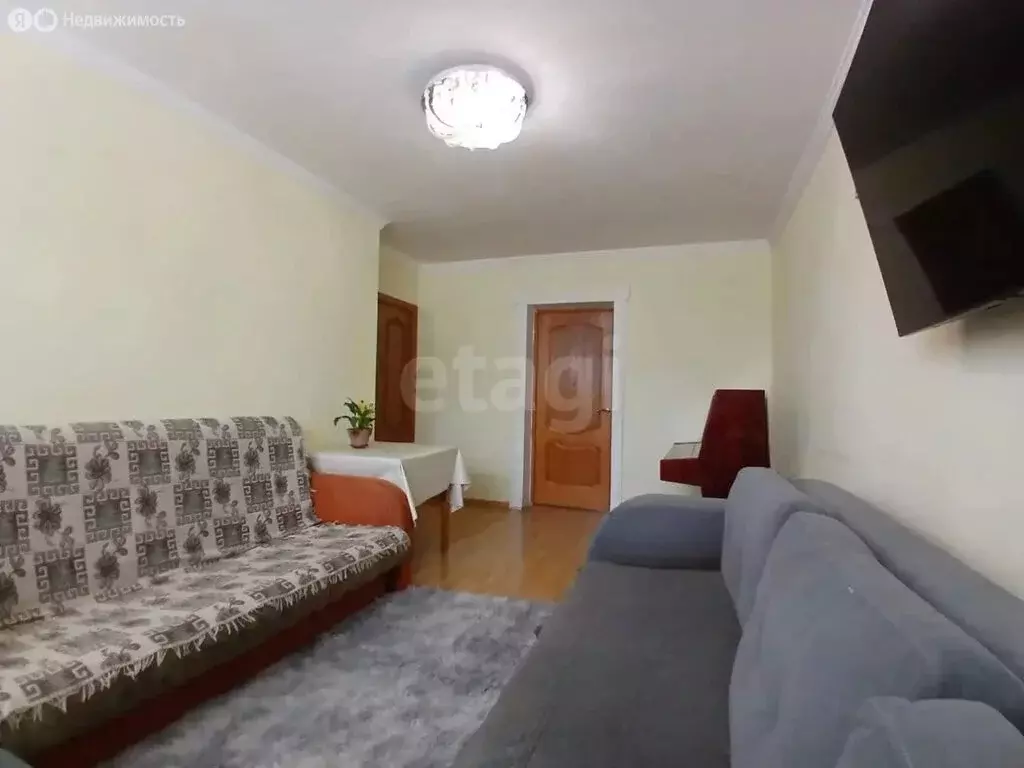 3-комнатная квартира: Аша, улица Озимина, 13 (57.2 м) - Фото 1