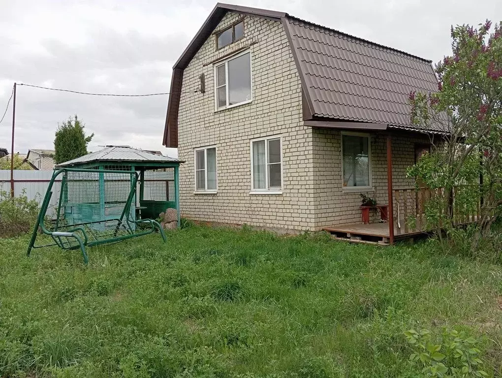 Дом в Саратовская область, Энгельсский район, Красноярское ... - Фото 0