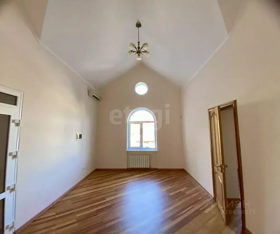 Дом в Ставропольский край, Ставрополь ул. Мира, 460/1 (415 м) - Фото 2