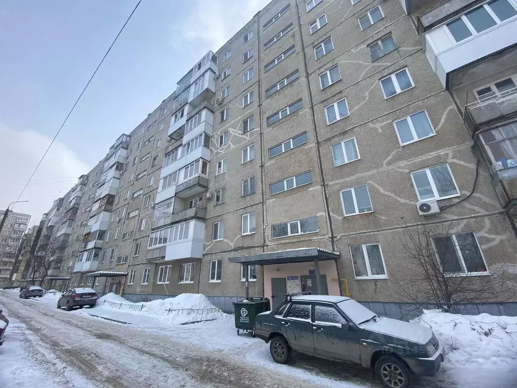 3-к кв. Башкортостан, Уфа ул. имени Фронтовых Бригад, 7 (65.0 м) - Фото 1
