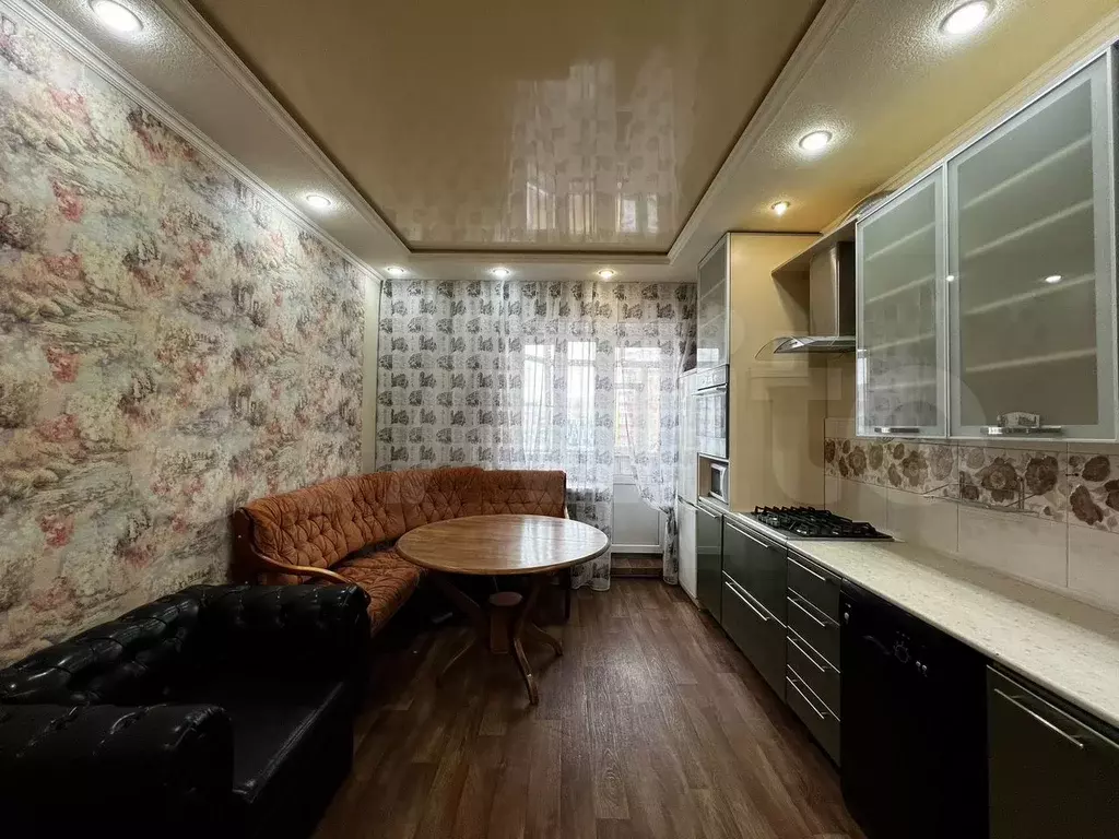 2-к. квартира, 54 м, 4/5 эт. - Фото 1