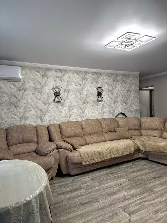Квартира-студия, 54 м, 3/3 эт. - Фото 1