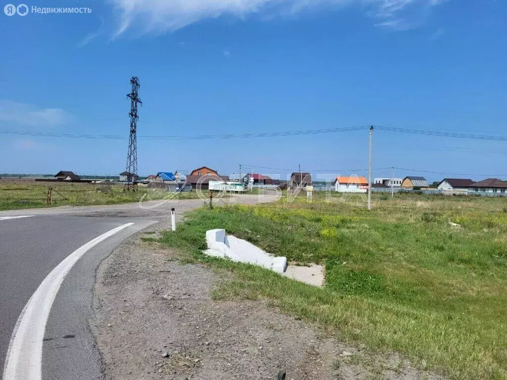 Участок в Тюменский район, деревня Ушакова (250 м) - Фото 0