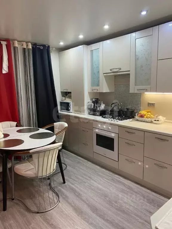 1-к кв. Архангельская область, Котлас ул. 70 лет Октября, 30А (48.2 м) - Фото 1