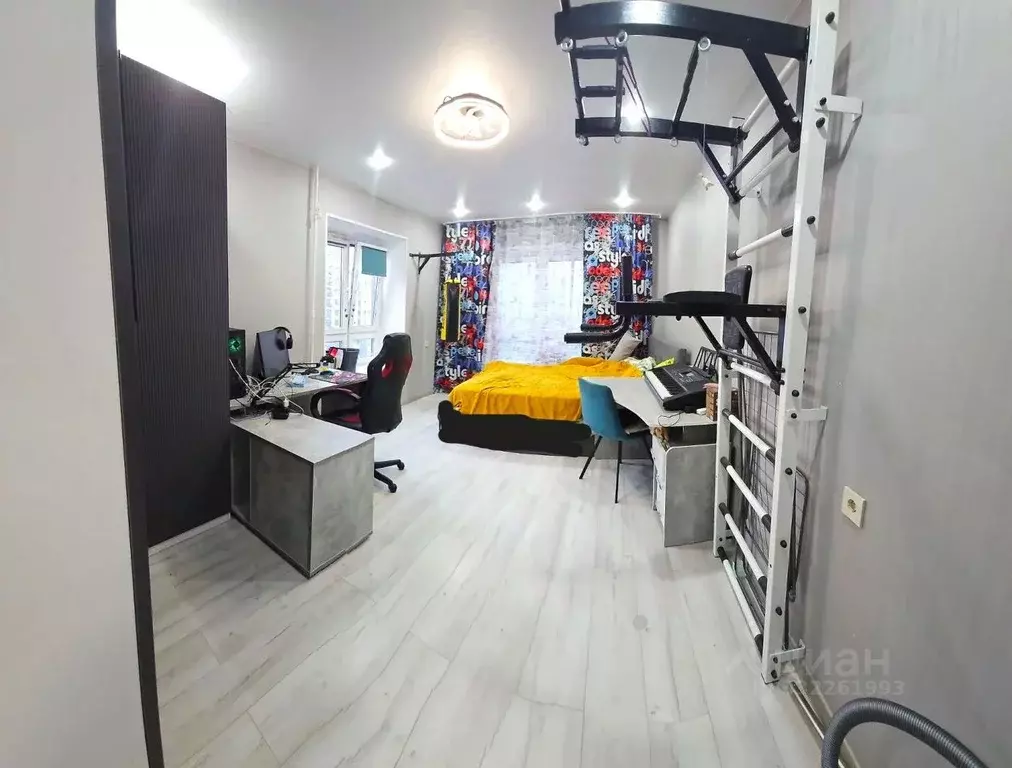 3-к кв. Москва ул. Вертолетчиков, 4к5 (74.7 м) - Фото 1