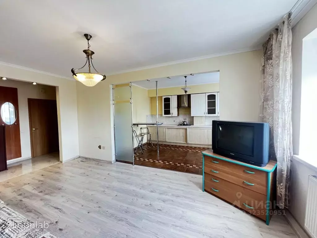 1-к кв. Калининградская область, Калининград ул. Баженова, 13А (43.0 ... - Фото 1