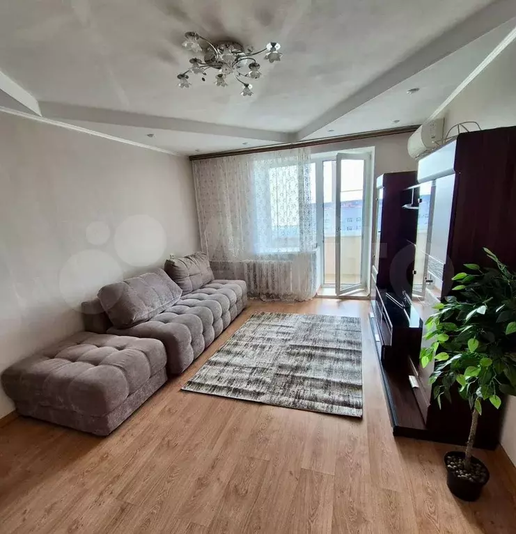 1-к. квартира, 36 м, 9/10 эт. - Фото 0