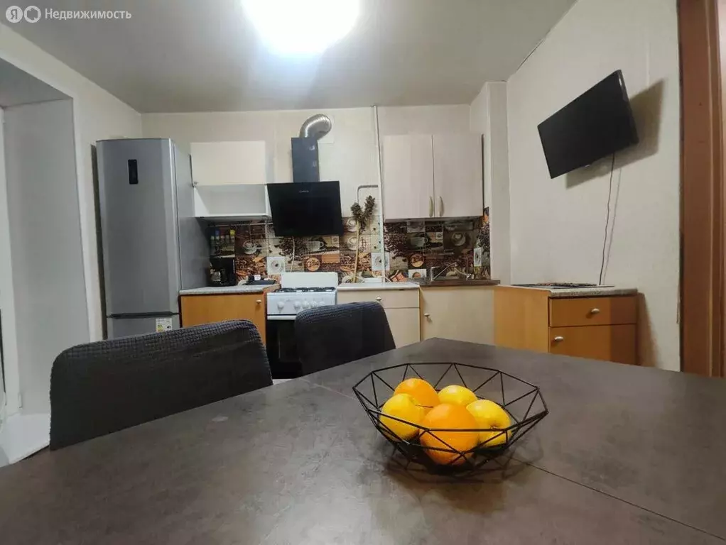 3-комнатная квартира: Екатеринбург, Билимбаевская улица, 33 (70 м) - Фото 2