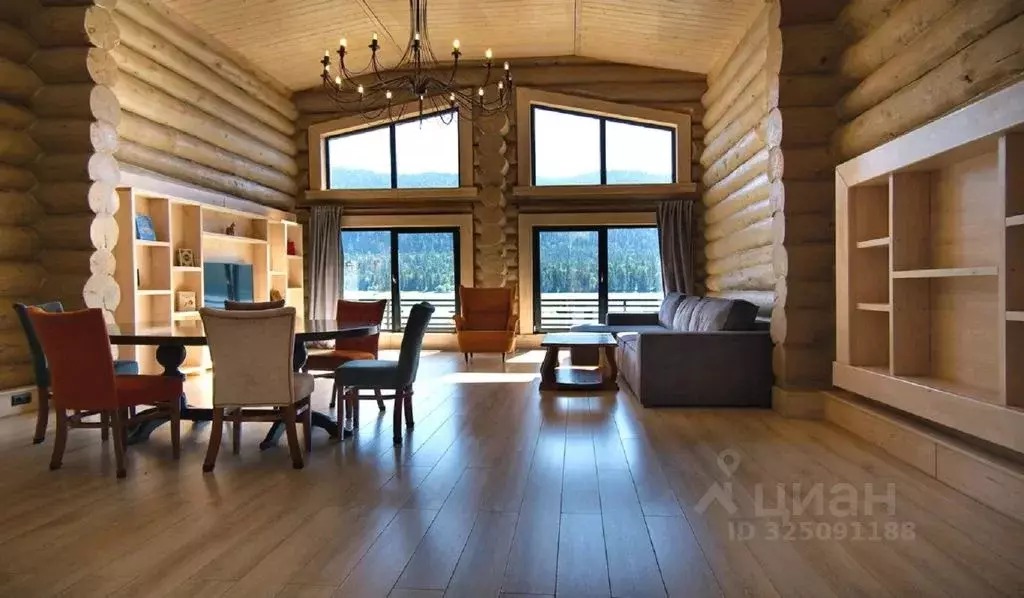 Дом в Алтай, Турочакский район, с. Артыбаш Телецкая ул., 68 (196 м) - Фото 1