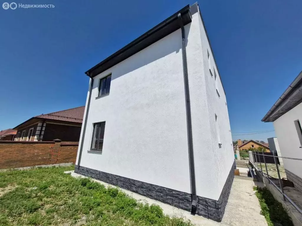 Дом в Ессентукская, Красивая улица, 20 (170 м) - Фото 0