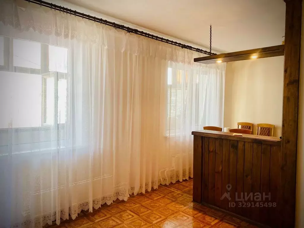 3-к кв. Башкортостан, Стерлитамак Коммунистическая ул., 68 (69.5 м) - Фото 1