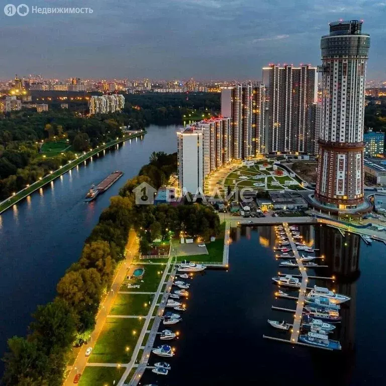 3-комнатная квартира: Химки, улица Кудрявцева, 16 (88.6 м) - Фото 1