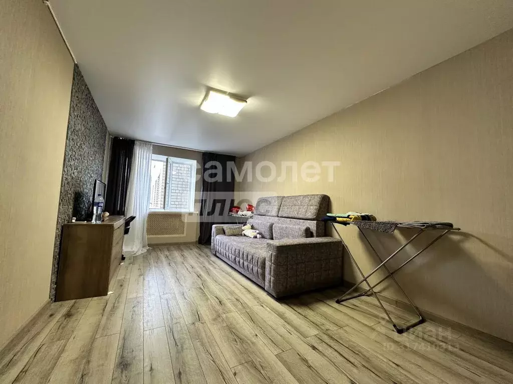2-к кв. Курская область, Курск Коммунистическая ул., 3Б (45.0 м) - Фото 0