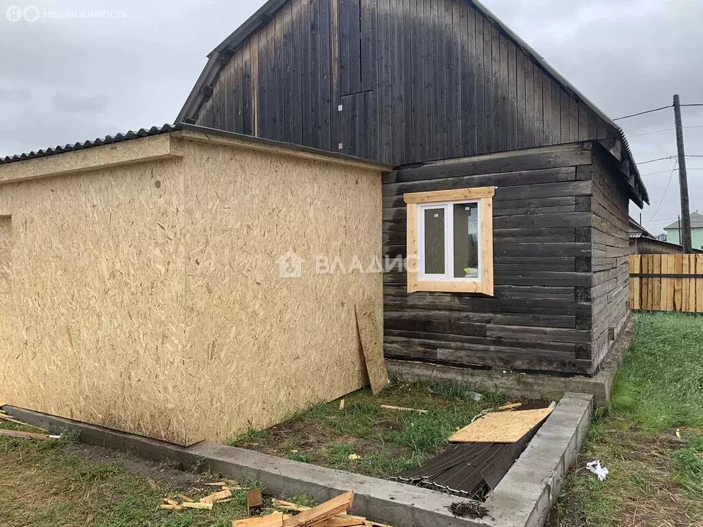 Дом в Иволгинский район, муниципальное образование Гурульбинское, село ... - Фото 1