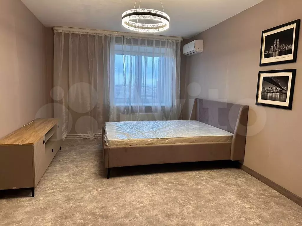 1-к. квартира, 42 м, 9/16 эт. - Фото 1