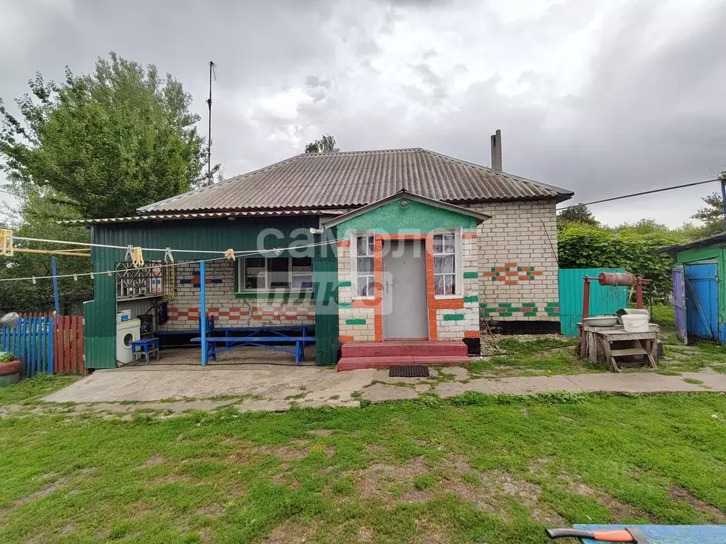 Дом в Белгородская область, Губкинский городской округ, с. Уколово ул. ... - Фото 1