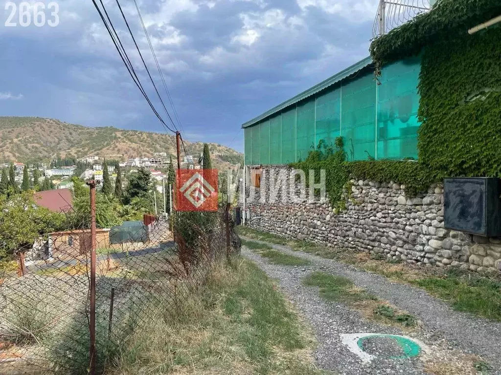 Участок в Крым, Алушта муниципальный округ, с. Малореченское ул. ... - Фото 2