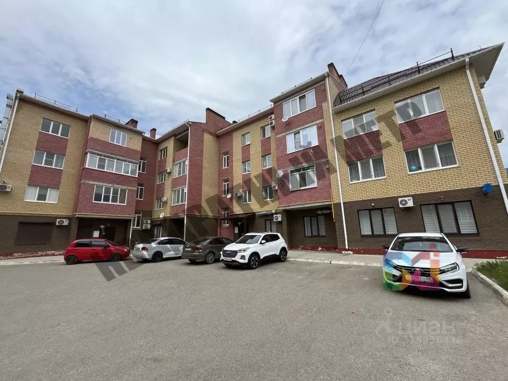 2-к кв. Калмыкия, Элиста ул. Аккочкарова, 31 (63.1 м) - Фото 0