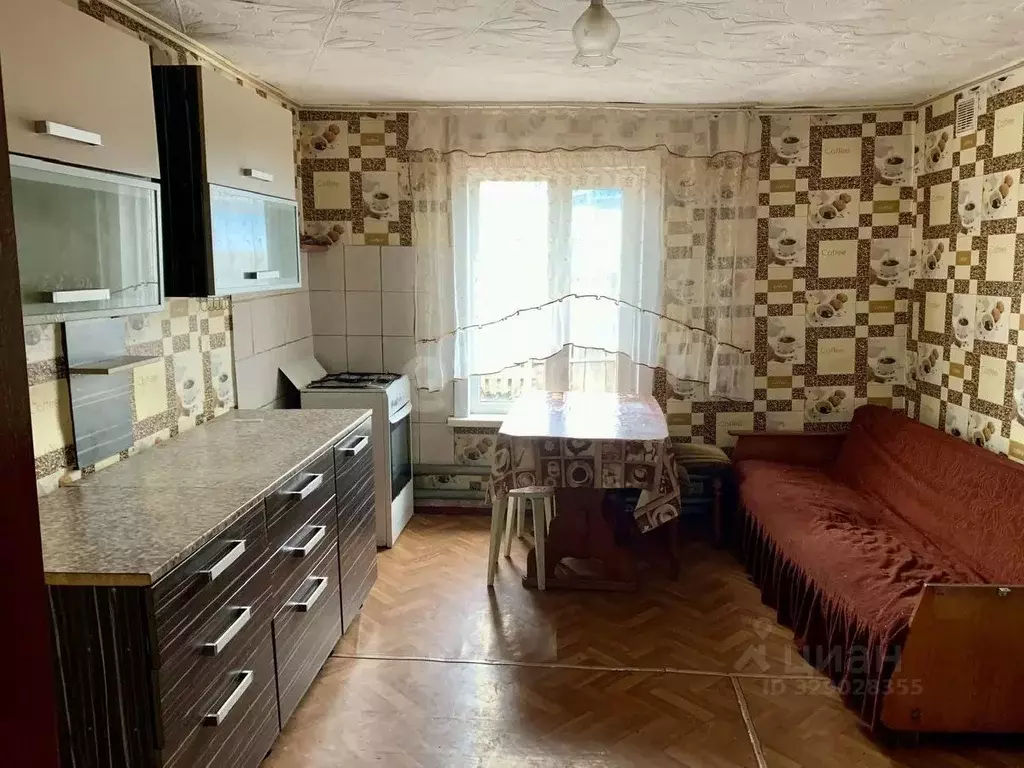 Дом в Алтайский край, Бийск городской округ, пос. Нагорный ул. ... - Фото 1