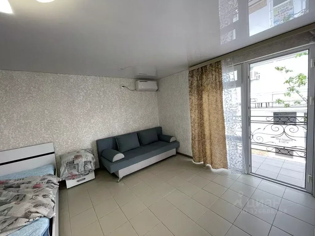 2-к кв. Крым, Феодосия ш. Керченское, 72Б (50.0 м) - Фото 1